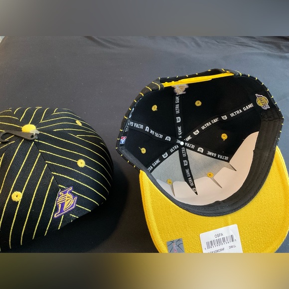 LA Lakers 1948 yellow pin-striped snapback - Picture 6 of 9